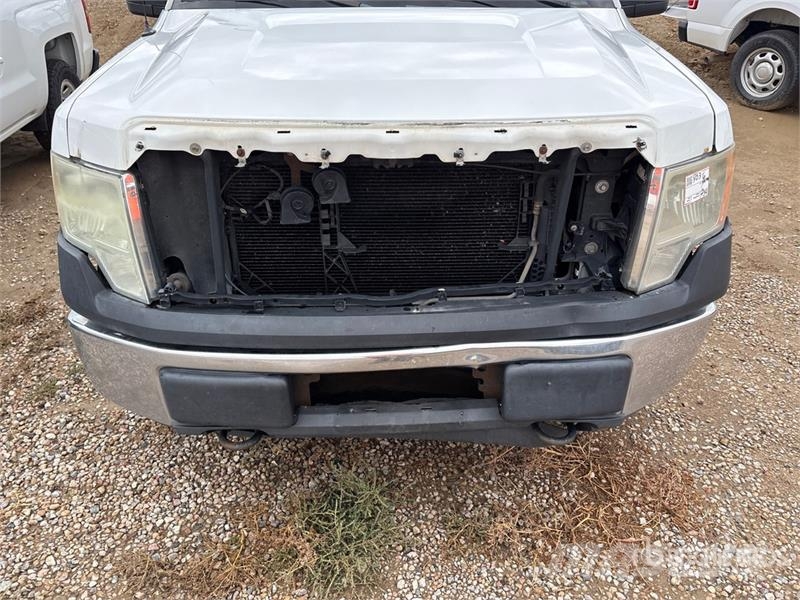 Ford F-150 XL 4x4 Pickup Drugi