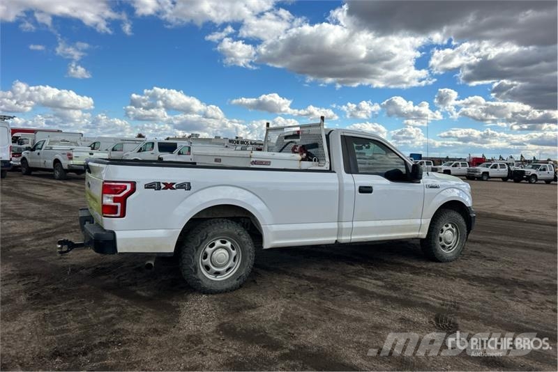 Ford F-150 XL 4x4 Pickup Ostalo
