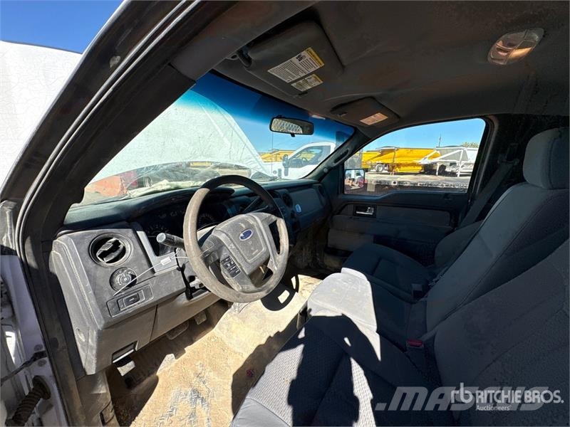 Ford F-150 XL 4x4 Pickup Drugi