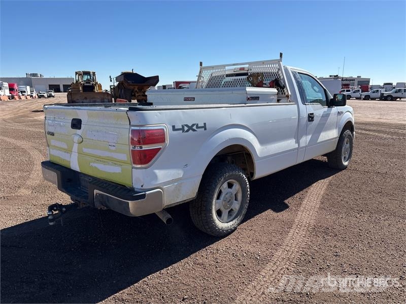 Ford F-150 XL 4x4 Pickup Drugi