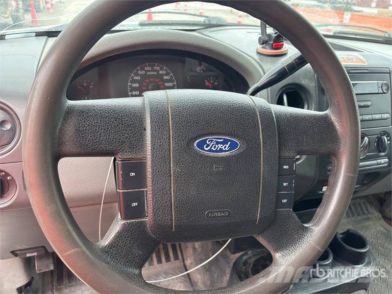 Ford F-150 XL 4x4 Pickup Ostalo