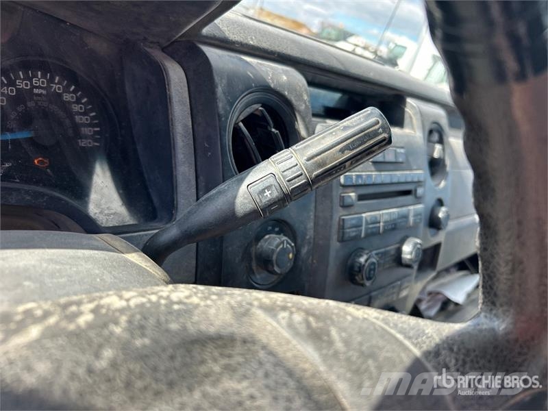 Ford F-150 XL 4x4 Pickup Drugi