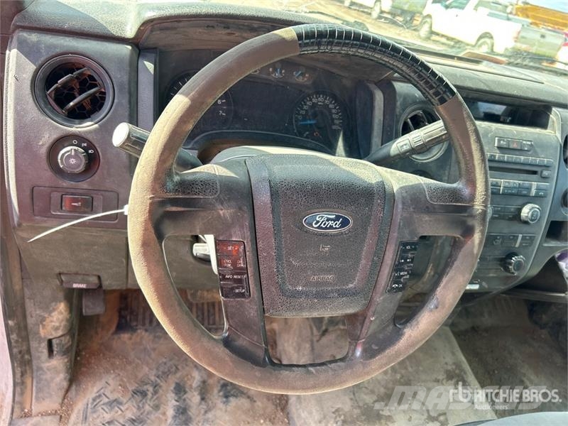 Ford F-150 XL 4x4 Pickup Drugi