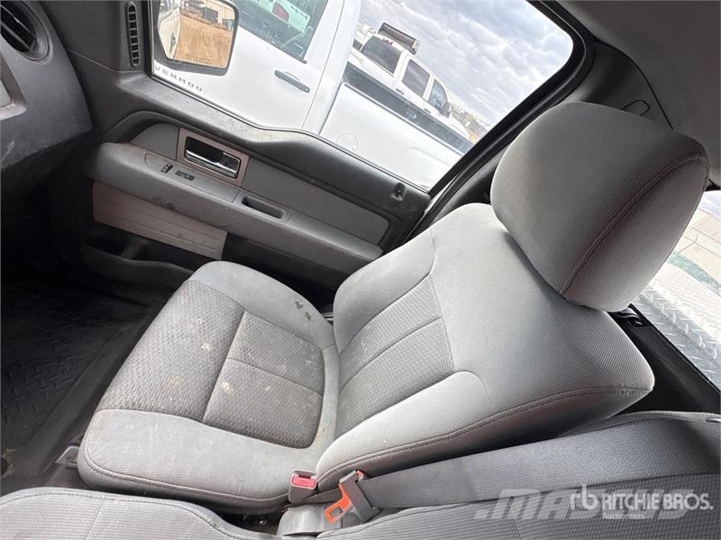 Ford F-150 XL 4x4 Pickup Drugi
