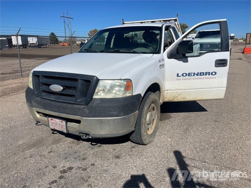 Ford F-150 XL 4x4 Pickup 其他