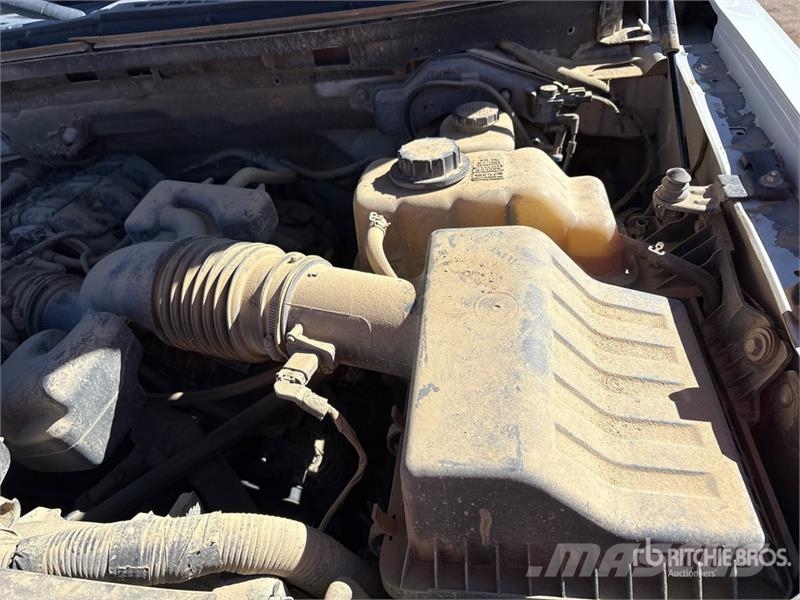 Ford F-150 XL 4x4 Pickup Drugi