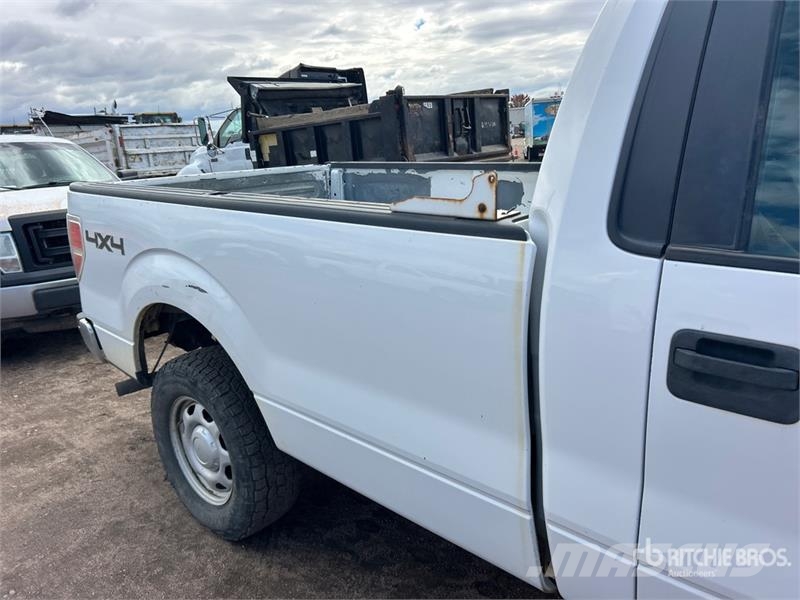 Ford F-150 XL 4x4 Pickup Andere Transporter