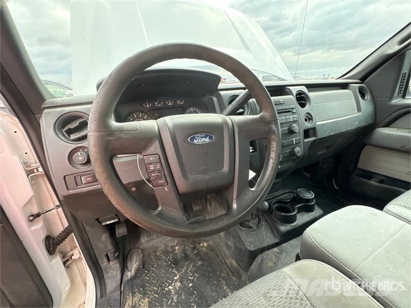 Ford F-150 XL 4x4 Pickup Drugi