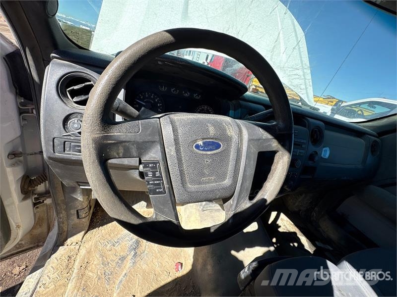 Ford F-150 XL 4x4 Pickup Drugi