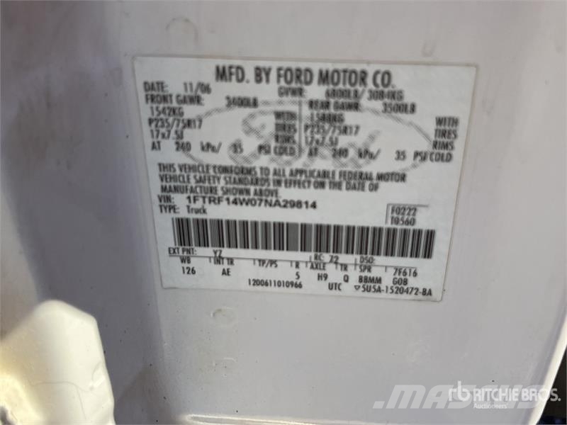 Ford F-150 XL 4x4 Pickup Muu