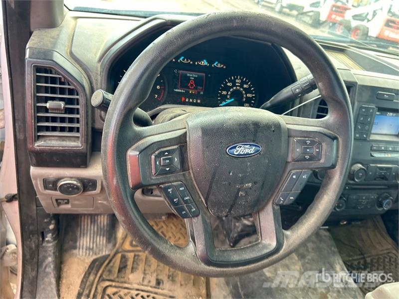 Ford F-150 XL 4x4 Pickup Ostalo