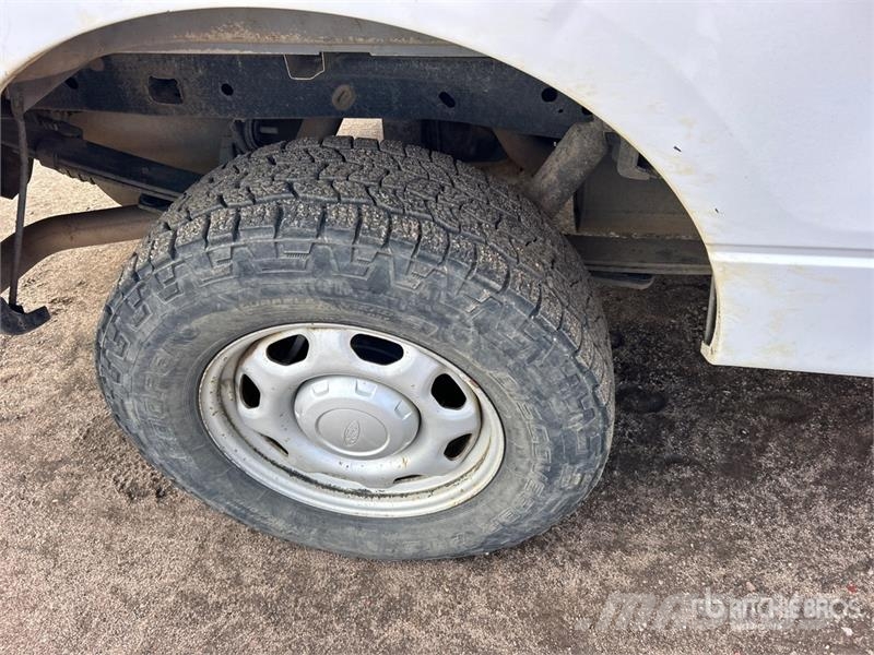 Ford F-150 XL 4x4 Pickup Andere Transporter