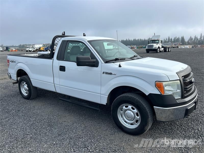 Ford F-150 XL 4x4 Pickup Drugi