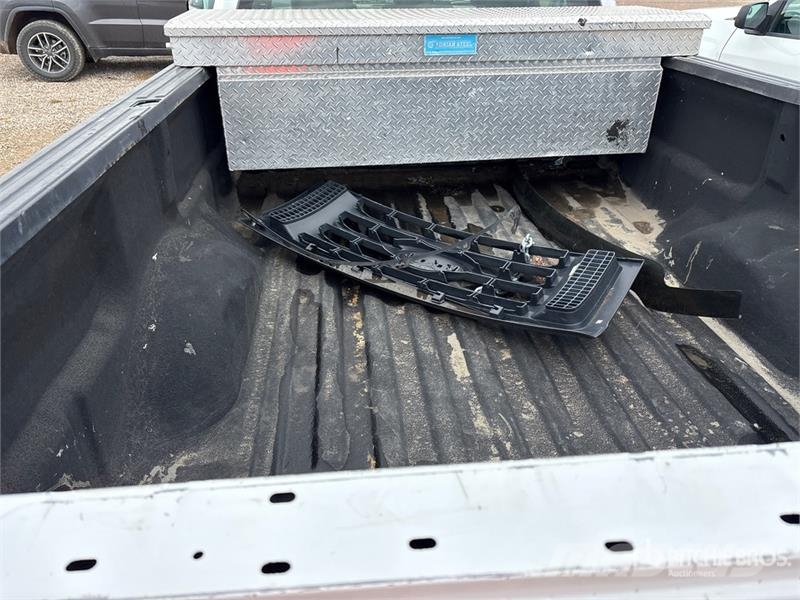Ford F-150 XL 4x4 Pickup Drugi