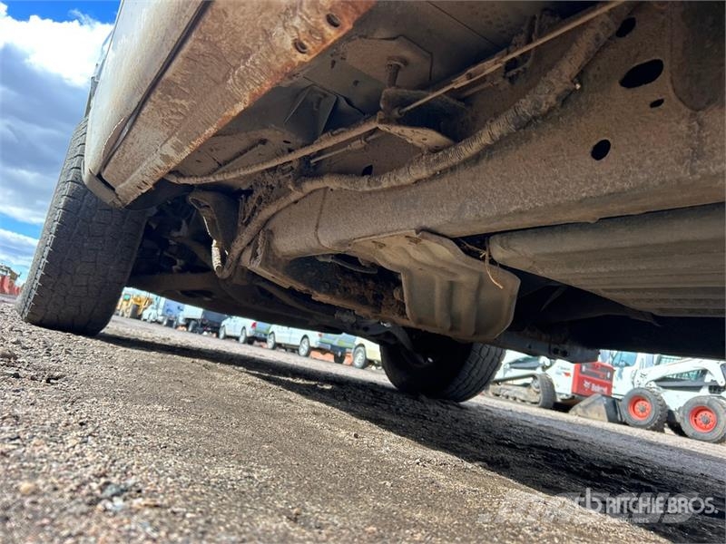 Ford F-150 XL 4x4 Pickup Drugi