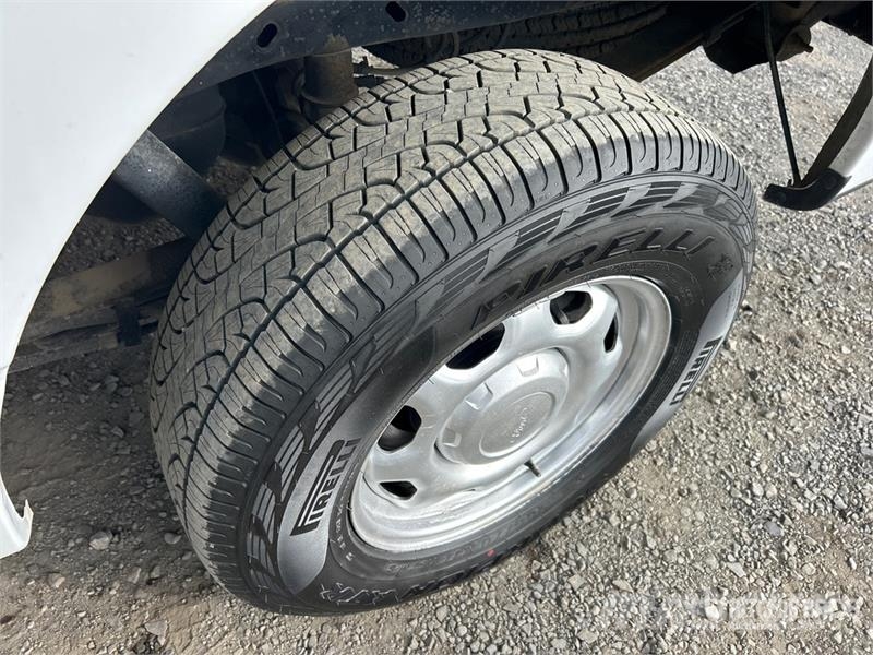 Ford F-150 XL 4x4 Pickup Drugi
