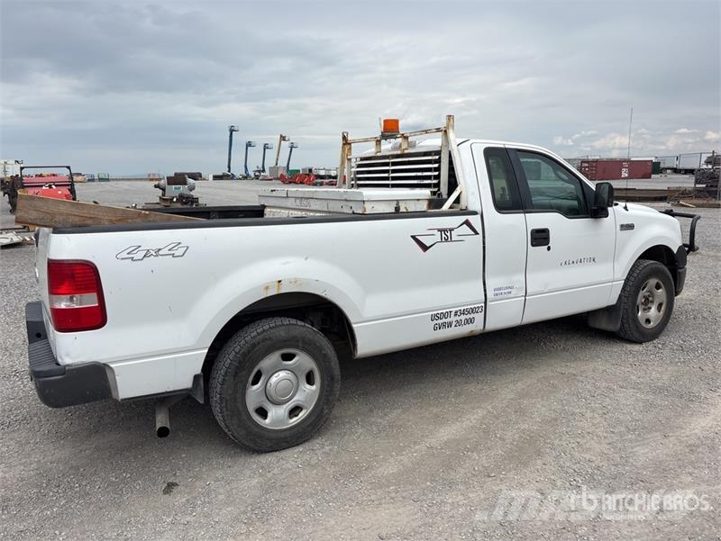 Ford F-150 XL 4x4 Pickup Ostalo