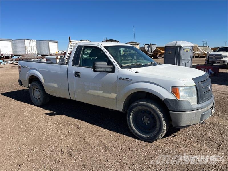 Ford F-150 XL 4x4 Pickup Інше