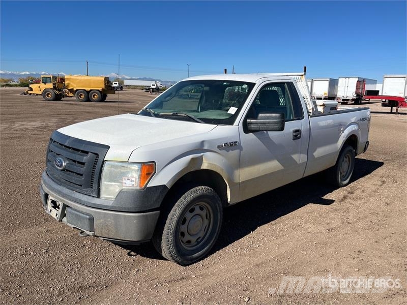 Ford F-150 XL 4x4 Pickup Інше