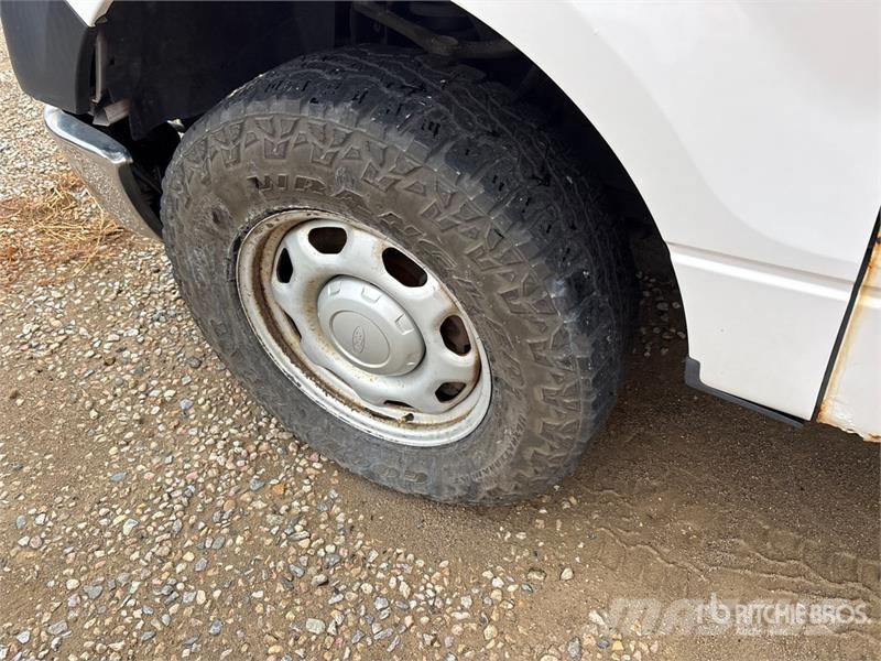 Ford F-150 XL 4x4 Pickup Drugi