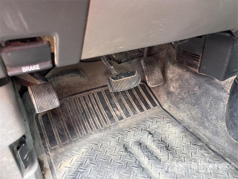 Ford F-150 XL 4x4 Pickup Ostalo