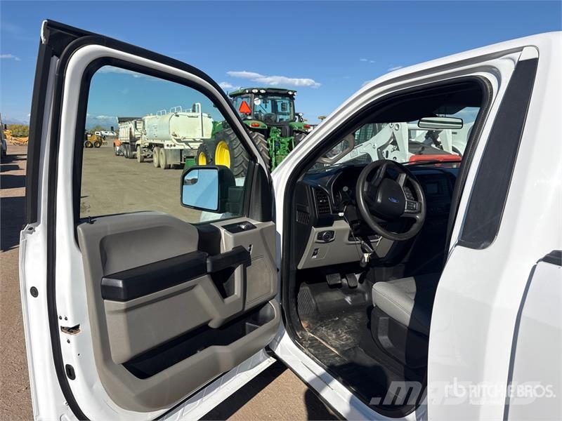 Ford F-150 XL 4x4 Pickup Otros