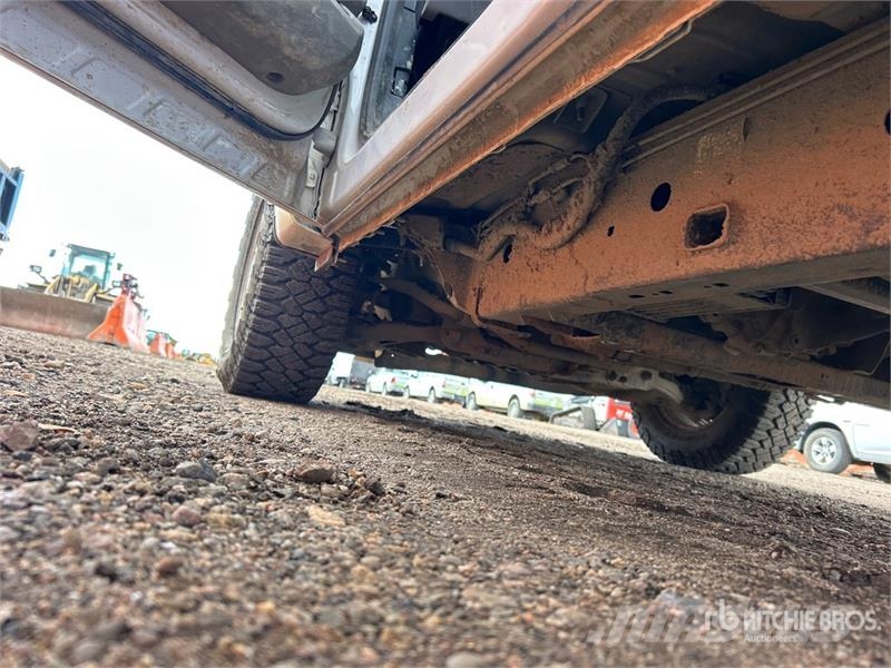 Ford F-150 XL 4x4 Pickup Ostalo