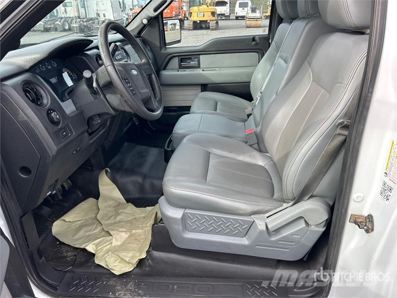 Ford F-150 XL 4x4 Pickup Drugi