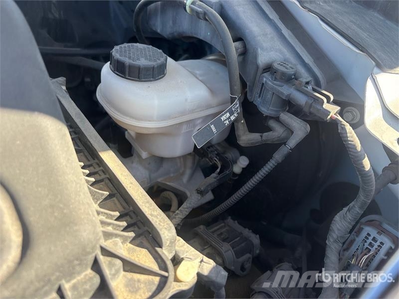 Ford F-150 XL 4x4 Pickup Otros