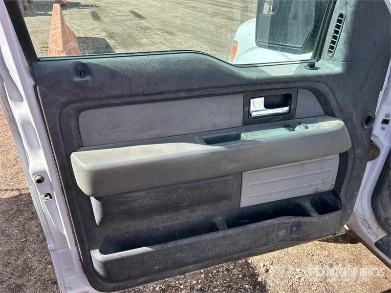 Ford F-150 XL 4x4 Pickup Drugi