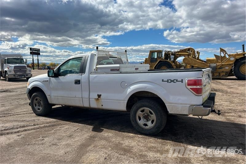 Ford F-150 XL 4x4 Pickup Drugi