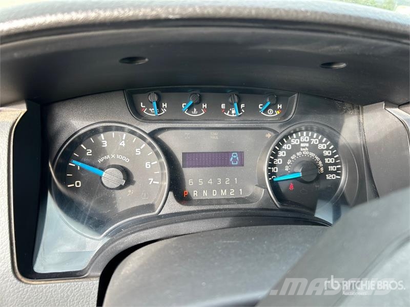 Ford F-150 XL 4x4 Pickup Drugi
