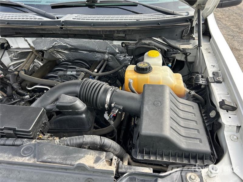 Ford F-150 XL 4x4 Pickup Drugi