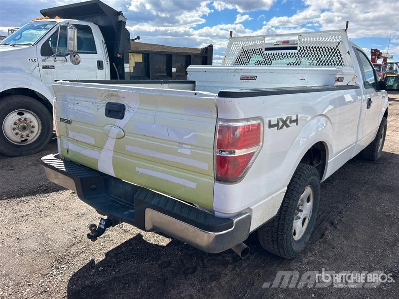 Ford F-150 XL 4x4 Pickup Drugi