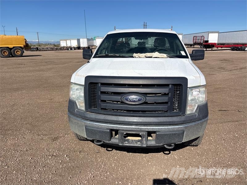 Ford F-150 XL 4x4 Pickup Drugi