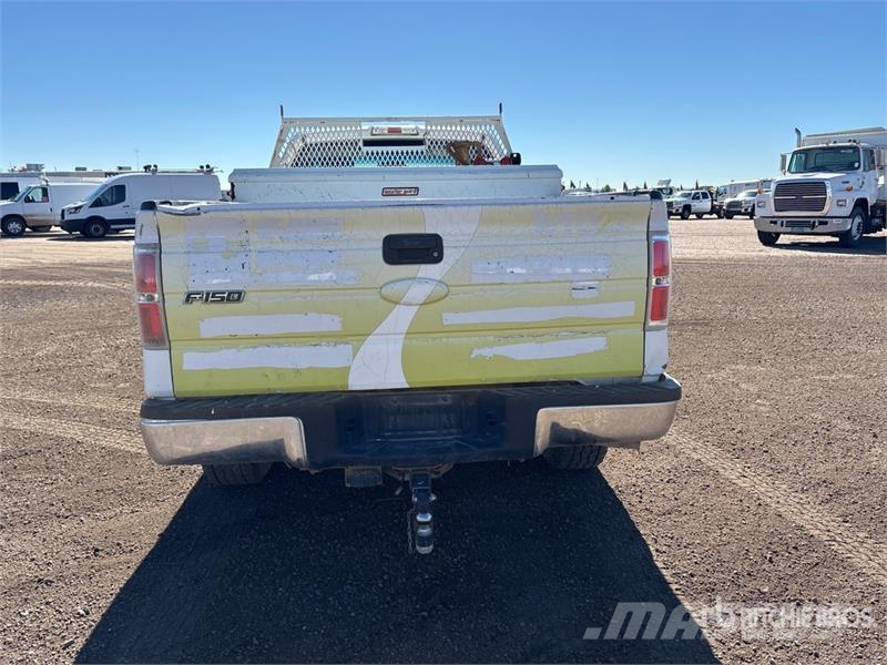 Ford F-150 XL 4x4 Pickup Drugi