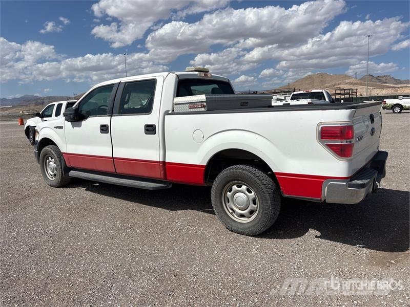 Ford F-150 XL XL 4x4 Crew Cab Pickup Прочие фургоны