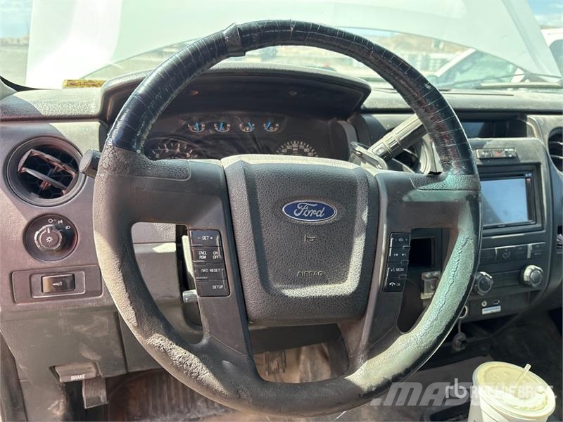 Ford F-150 XL XL 4x4 Crew Cab Pickup Прочие фургоны