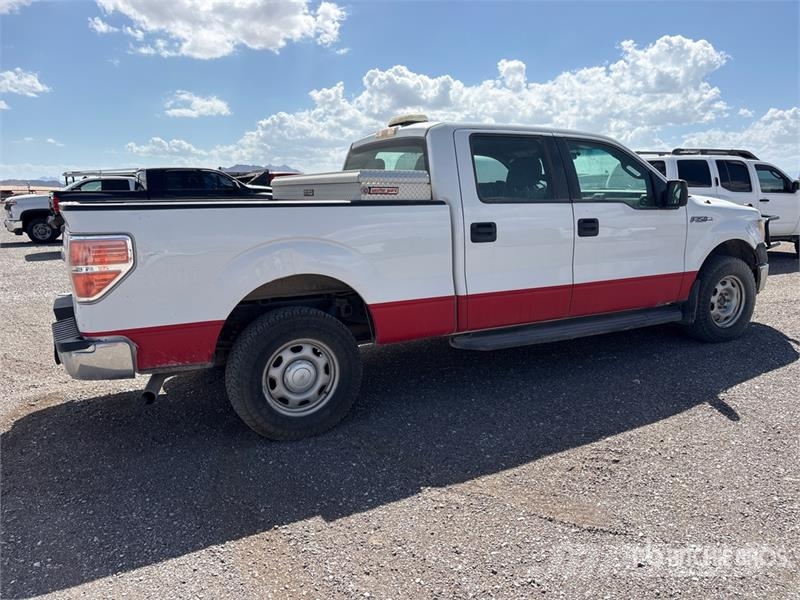 Ford F-150 XL XL 4x4 Crew Cab Pickup Прочие фургоны