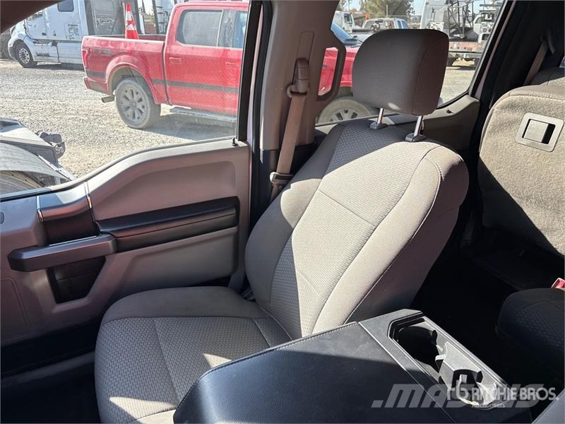 Ford F-150 XLT 4x2 Crew Cab Pickup Ostalo