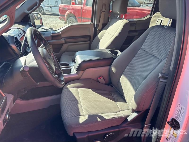 Ford F-150 XLT 4x2 Crew Cab Pickup Ostalo