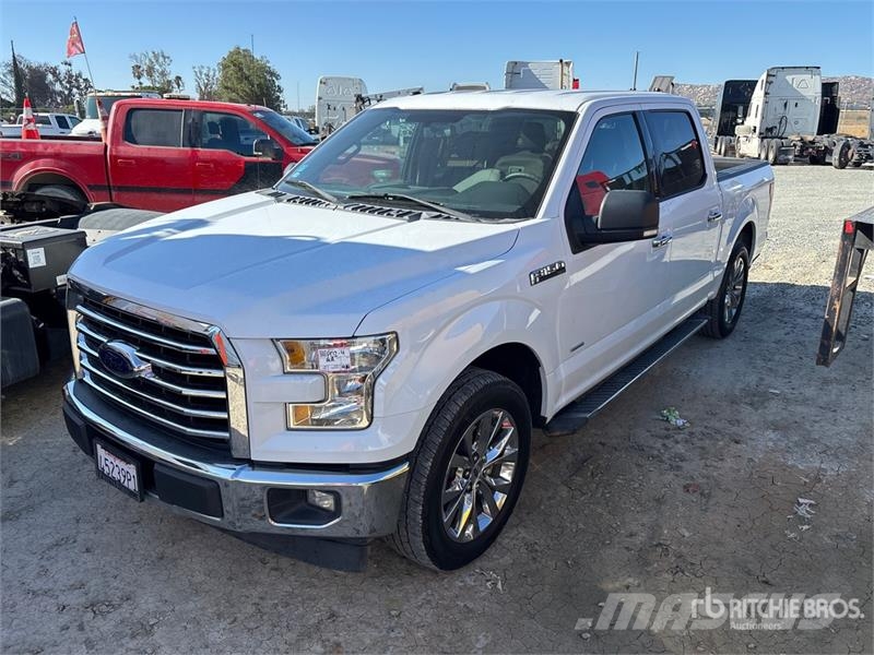 Ford F-150 XLT 4x2 Crew Cab Pickup Ostalo