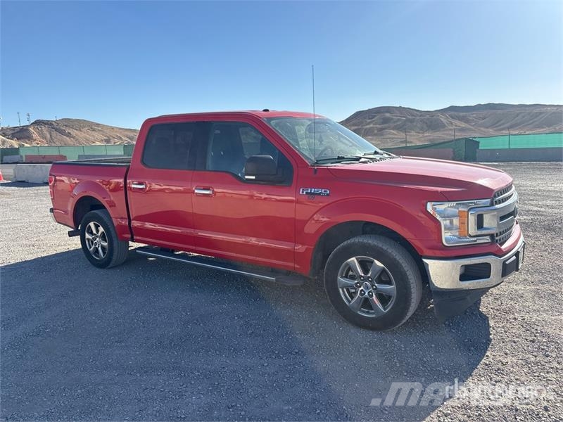 Ford F-150 XLT 4x2 Crew Cab Pickup Altele