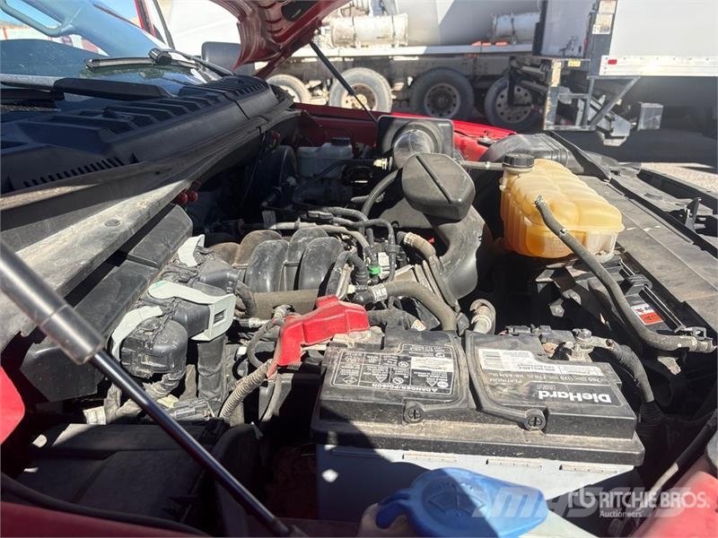 Ford F-150 XLT 4x2 Crew Cab Pickup Ostalo