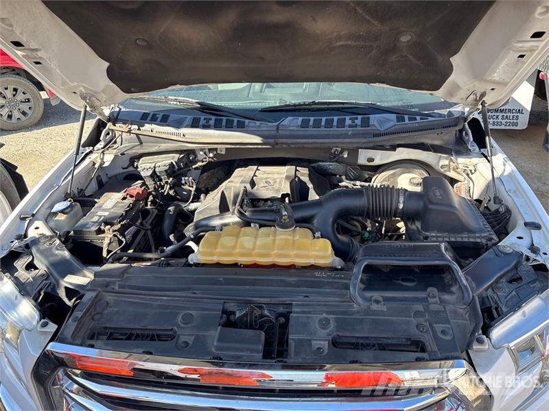 Ford F-150 XLT 4x2 Crew Cab Pickup Ostalo