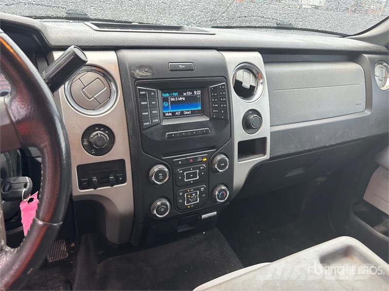 Ford F-150 XLT 4x4 Crew Cab Pickup Autre fourgon / utilitaire