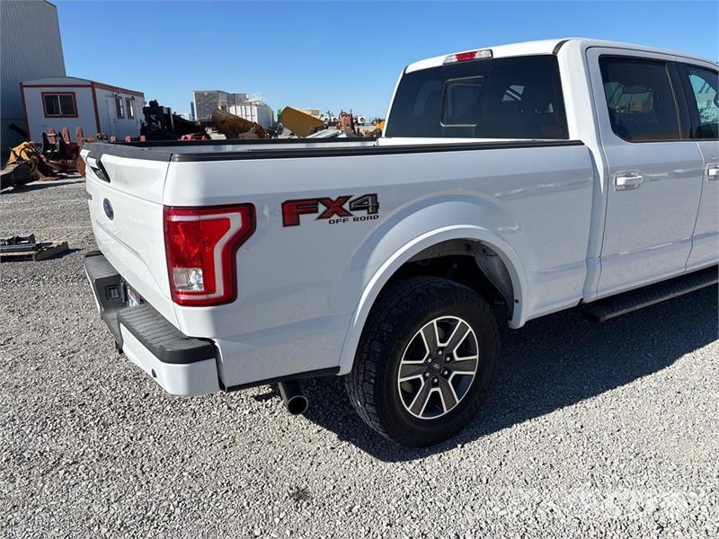 Ford F-150 XLT 4x4 Crew Cab Pickup Drugi