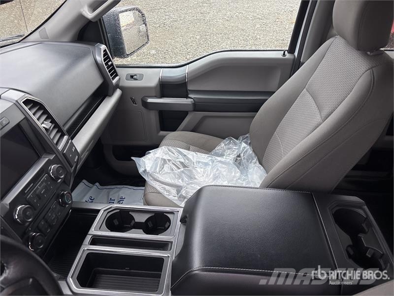 Ford F-150 XLT 4x4 Crew Cab Pickup Drugi