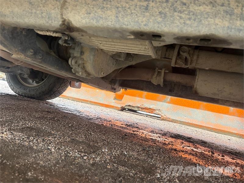 Ford F-150 XLT 4x4 Crew Cab Pickup Drugi