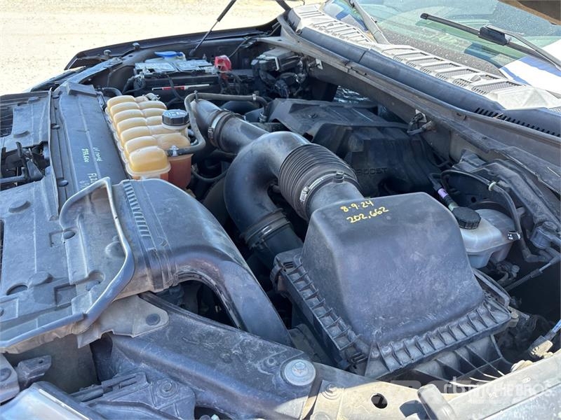Ford F-150 XLT 4x4 Crew Cab Pickup Inne